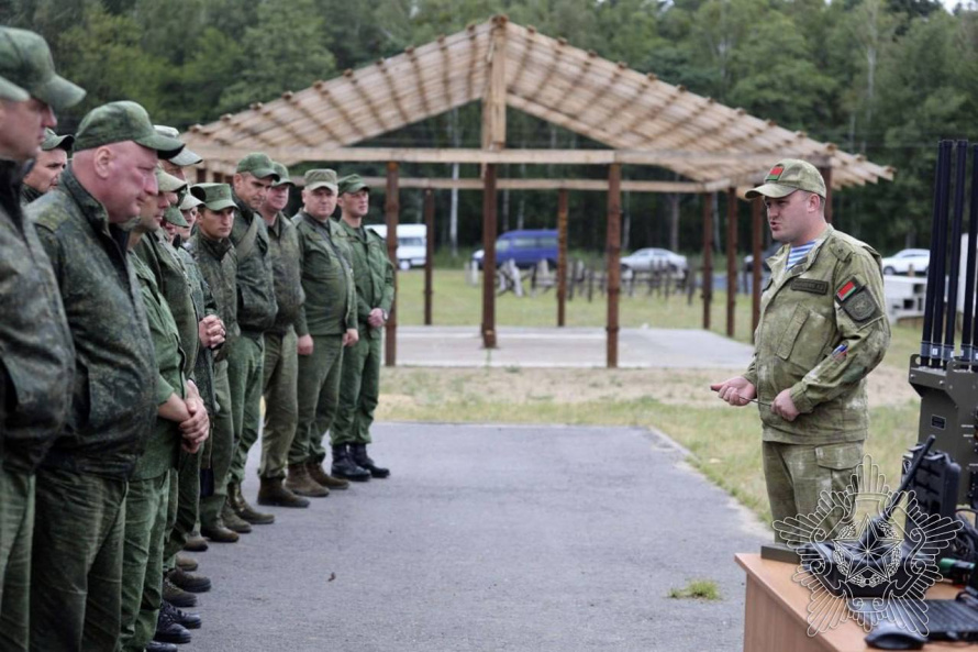 На базе 38-й Брестской отдельной гвардейской десантно-штурмовой бригады прошел специализированный сбор с командирами соединений и воинских частей и их заместителями