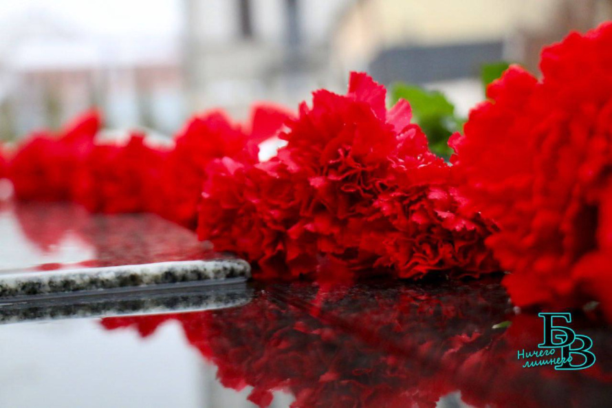 БРЕСТ ОБРЕТЕТ ДВА НОВЫХ ПАМЯТНИКА ЗАЩИТНИКАМ