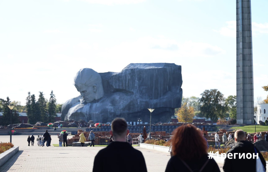 Потребуется около 2 тонн краски. В Брестской крепости рассказали о капремонте монумента «Мужество»